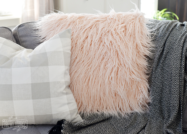 Cut up some faux fur fabric and use it as throw pillows for an animal-friendly, luxurious feel at home 5 DIY hints making marble and leather finishes for Cheap